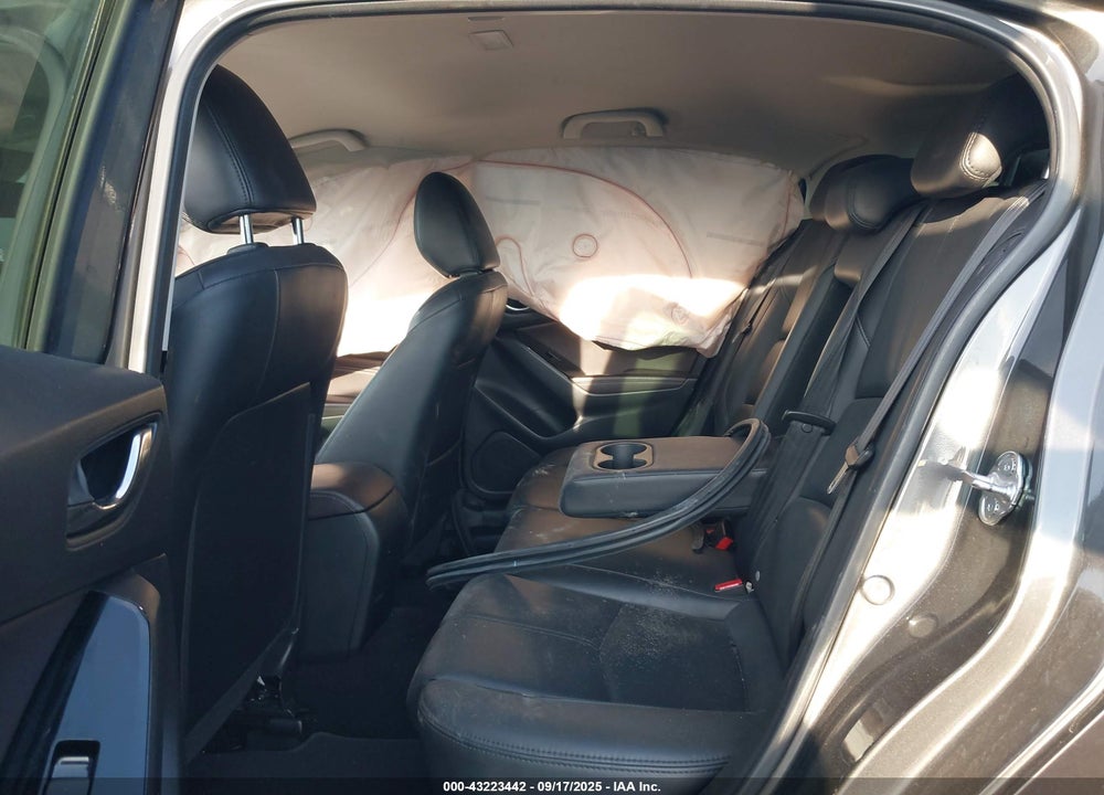 2018 MAZDA 3 VIN: 3MZBN1L38JM266352