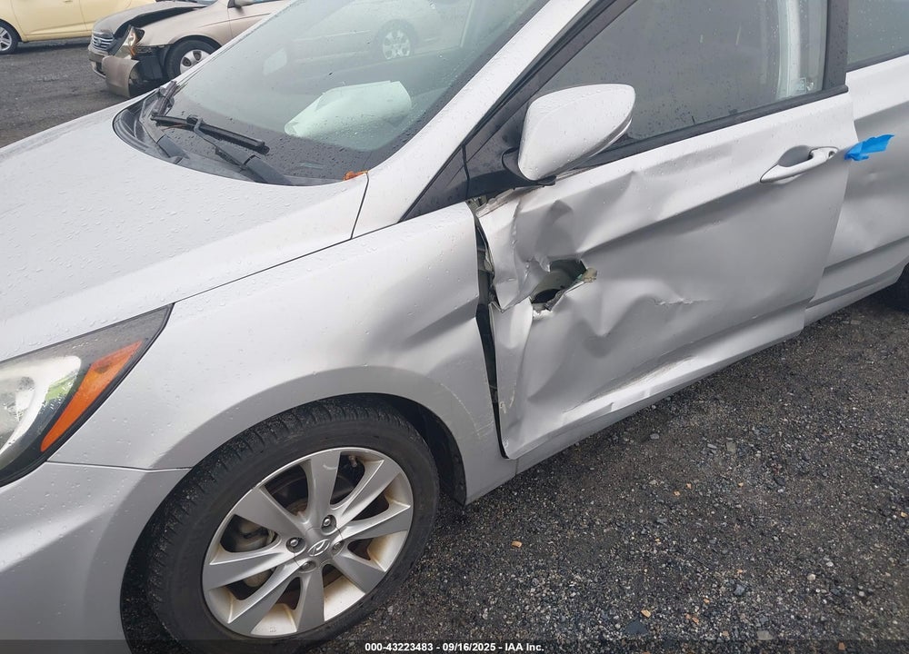 2013 HYUNDAI ACCENT VIN: KMHCU5AE5DU098865