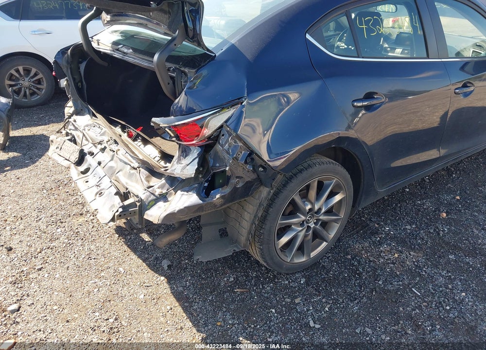 2018 MAZDA 3 VIN: 3MZBN1V3XJM192977