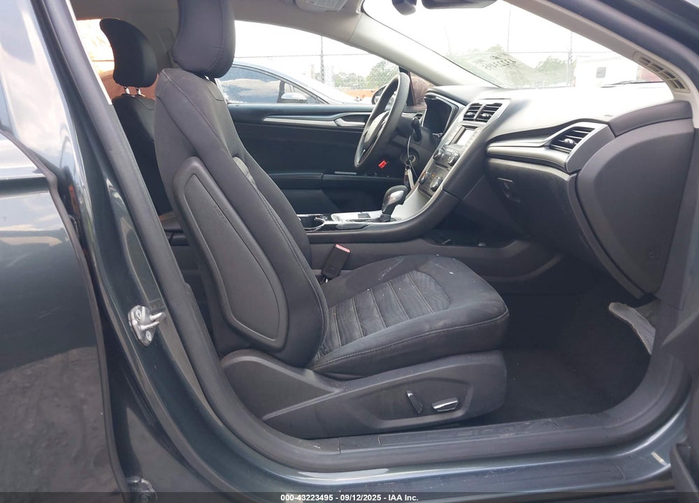2016 FORD FUSION VIN: 3FA6P0H74GR200564