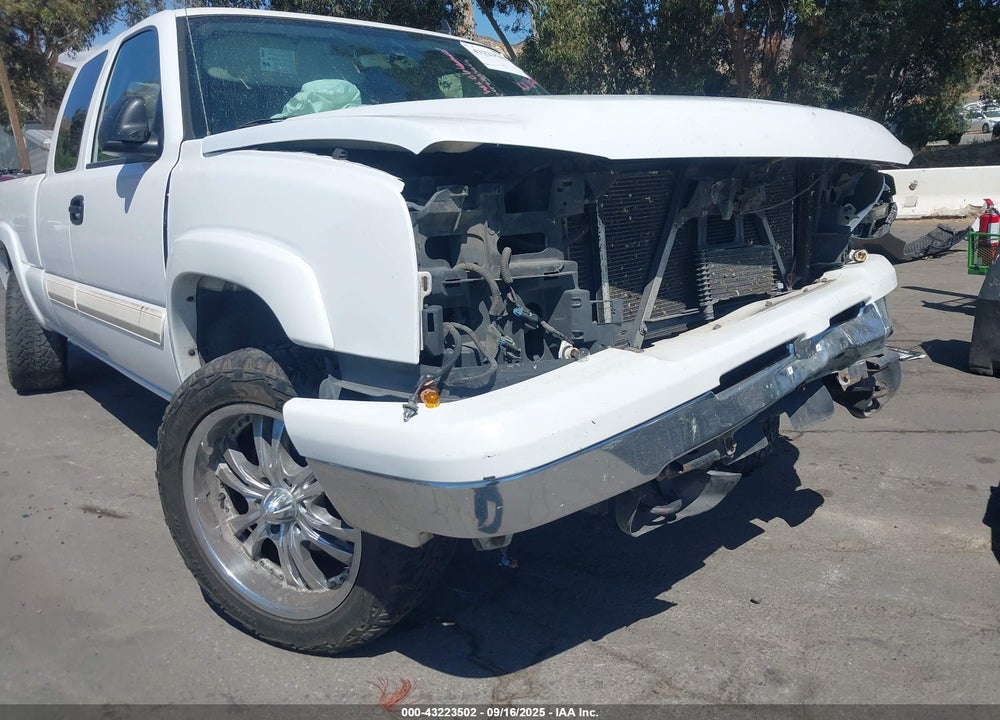 2006 CHEVROLET SILVERADO 1500 LT1 VIN: 1GCEK19Z76Z201535