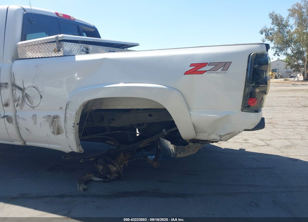 2006 CHEVROLET SILVERADO 1500 LT1 VIN: 1GCEK19Z76Z201535