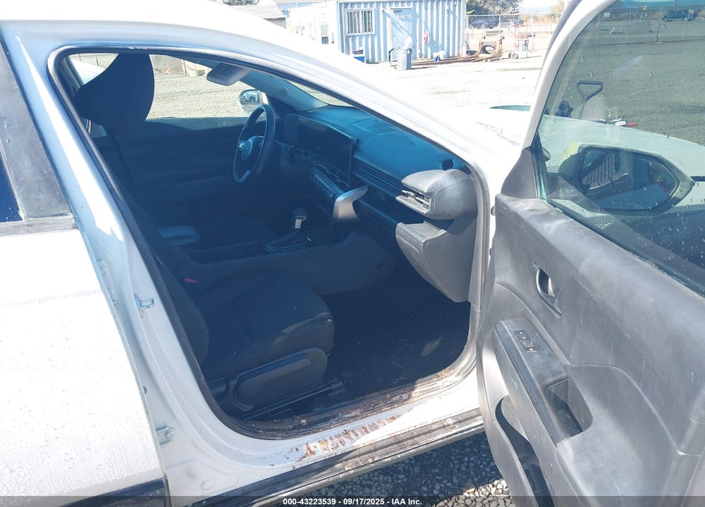 2025 HYUNDAI KONA SEL VIN: KM8HBCAB6SU323121