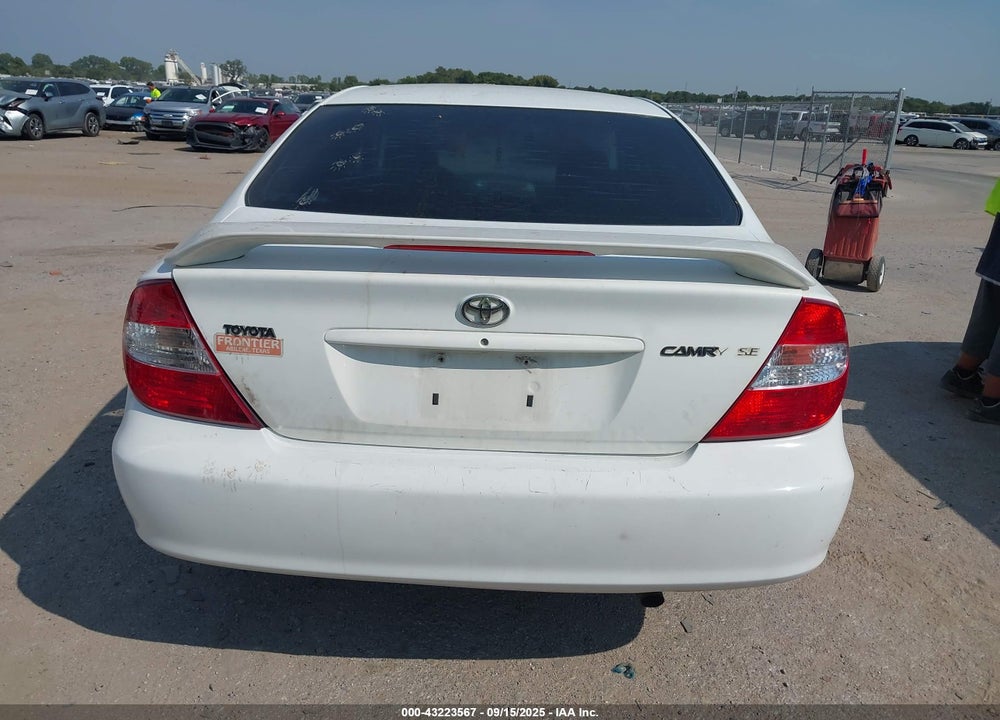 2004 TOYOTA CAMRY SE VIN: 4T1BE32K44U310009