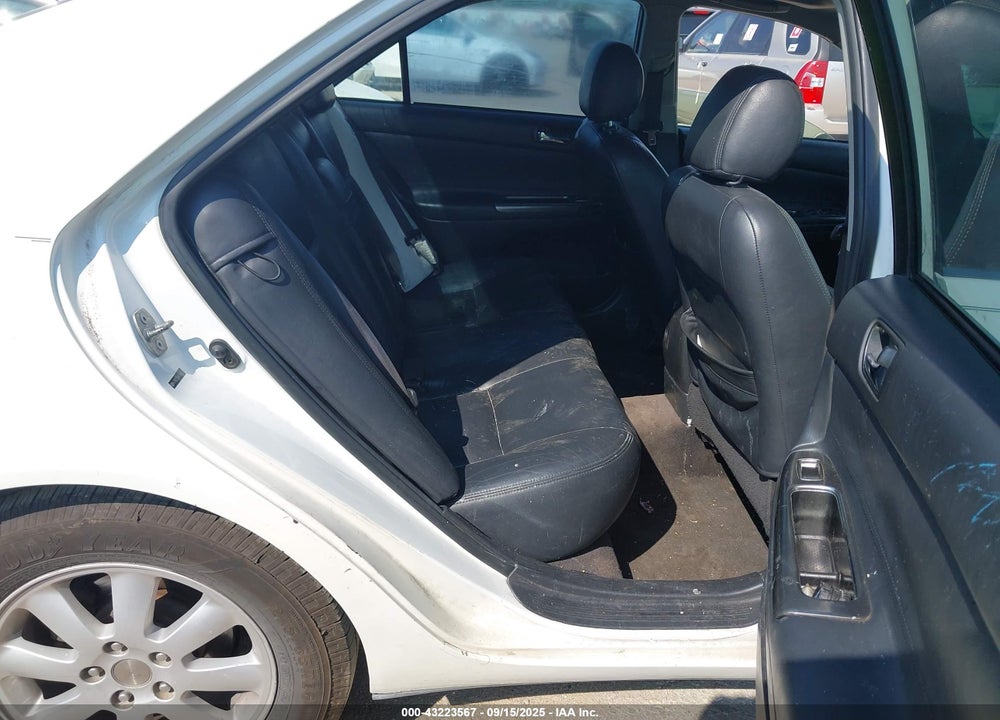2004 TOYOTA CAMRY SE VIN: 4T1BE32K44U310009