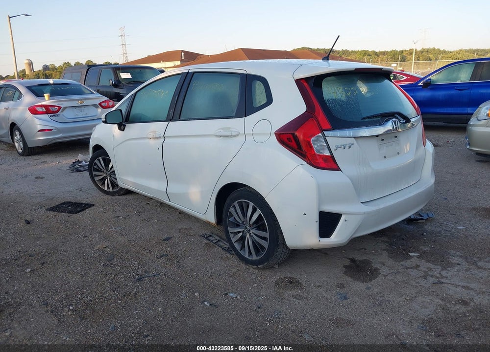 2015 HONDA FIT VIN: 3HGGK5H86FM736187