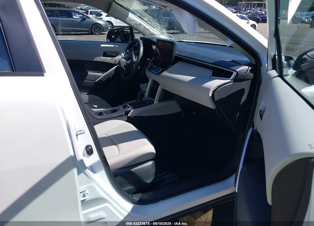 2025 TOYOTA COROLLA CROSS VIN: 7MUAAABG6SV141839