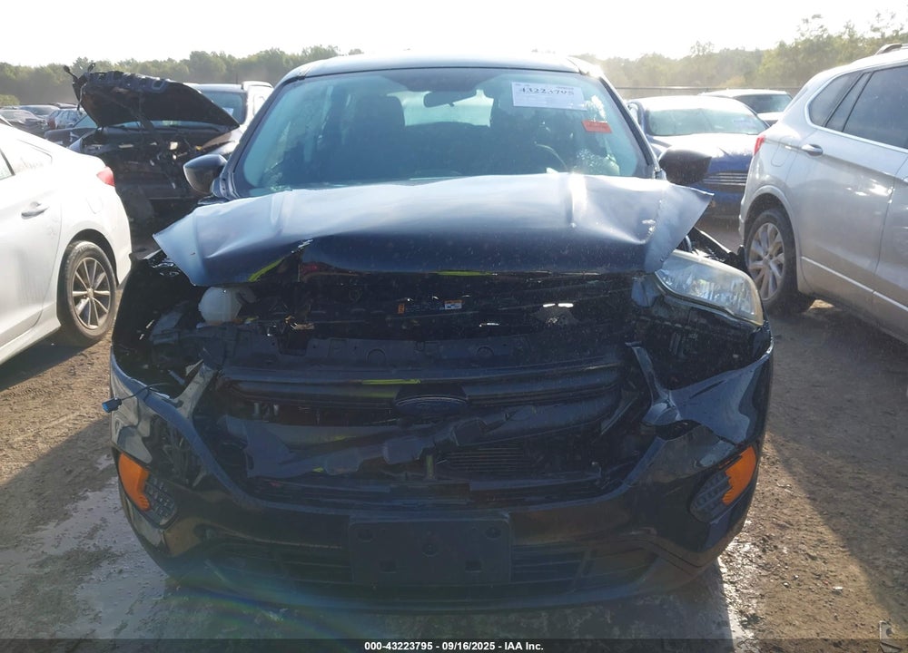 2018 FORD ESCAPE S VIN: 1FMCU0F7XJUA29159