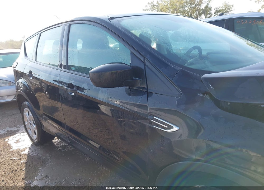 2018 FORD ESCAPE S VIN: 1FMCU0F7XJUA29159