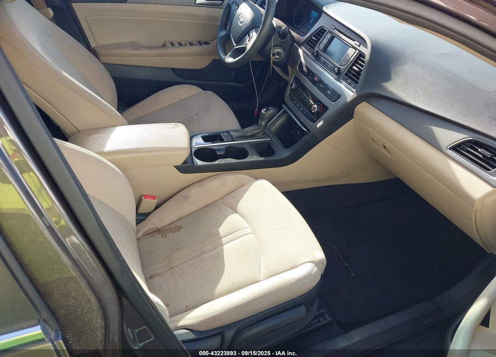 2015 HYUNDAI SONATA SE VIN: 5NPE24AF7FH237008
