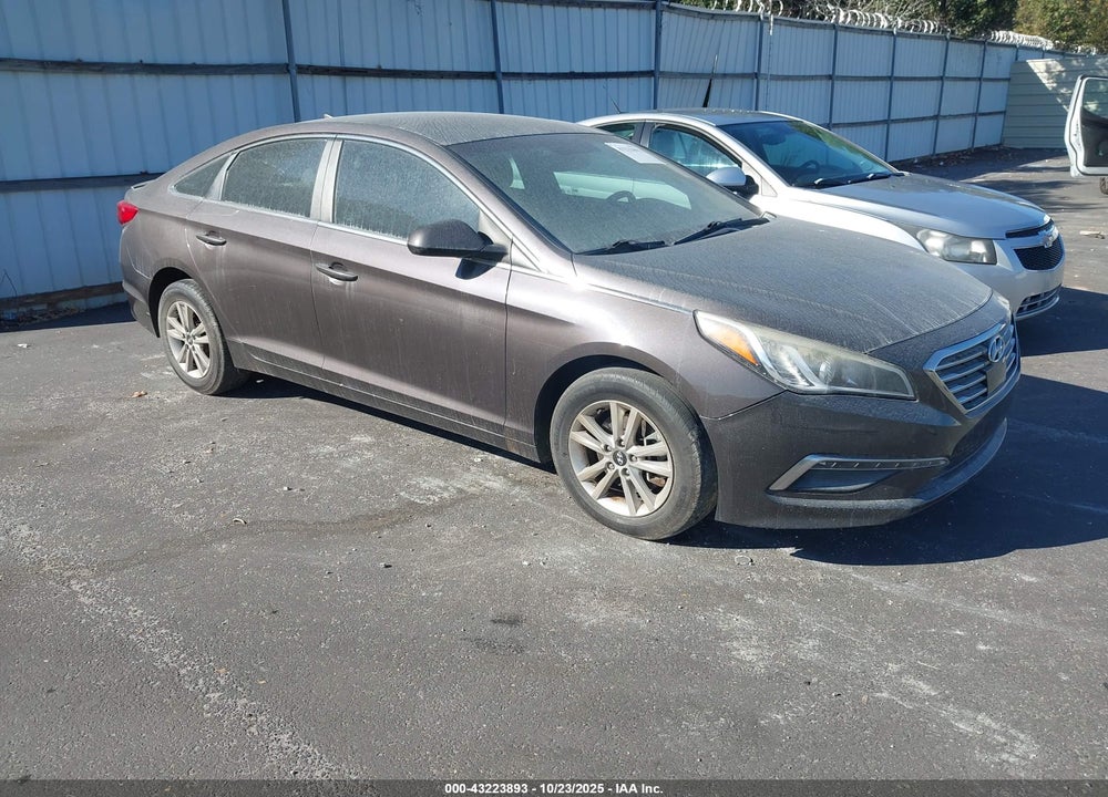 2015 HYUNDAI SONATA SE VIN: 5NPE24AF7FH237008
