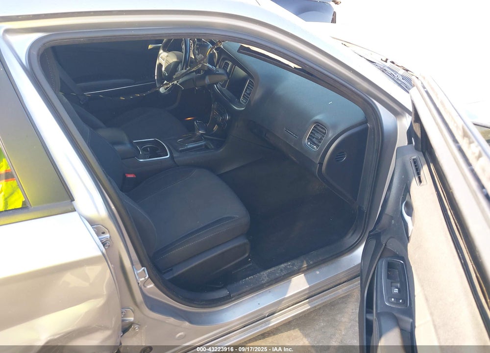 2016 DODGE CHARGER VIN: 2C3CDXJG4GH206180