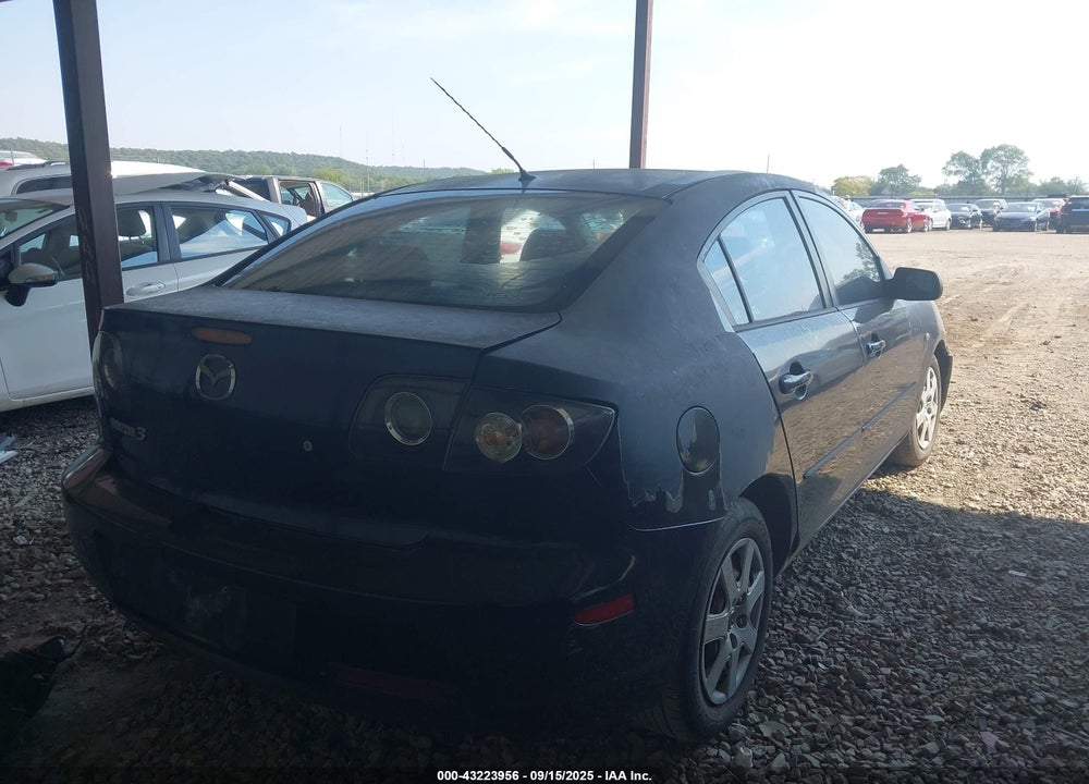 2008 MAZDA 3 I SPORT VIN: JM1BK12F181822290