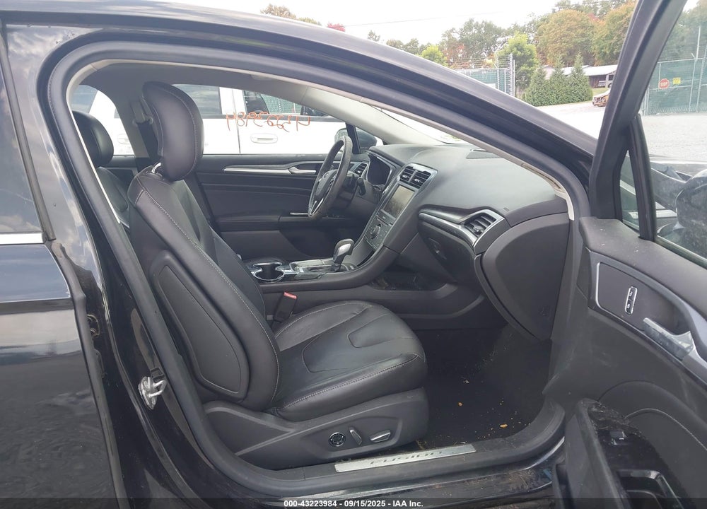 2015 FORD FUSION VIN: 3FA6P0D96FR112654