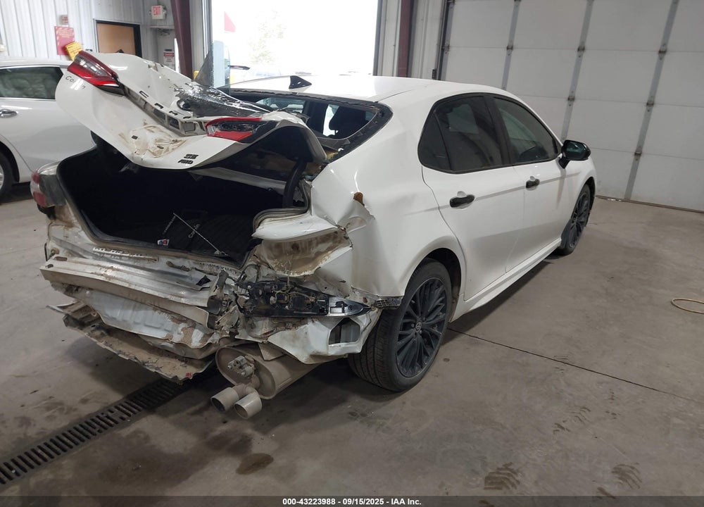 2022 TOYOTA CAMRY SE NIGHTSHADE SPECIAL AWD VIN: 4T1T11BK2NU068410