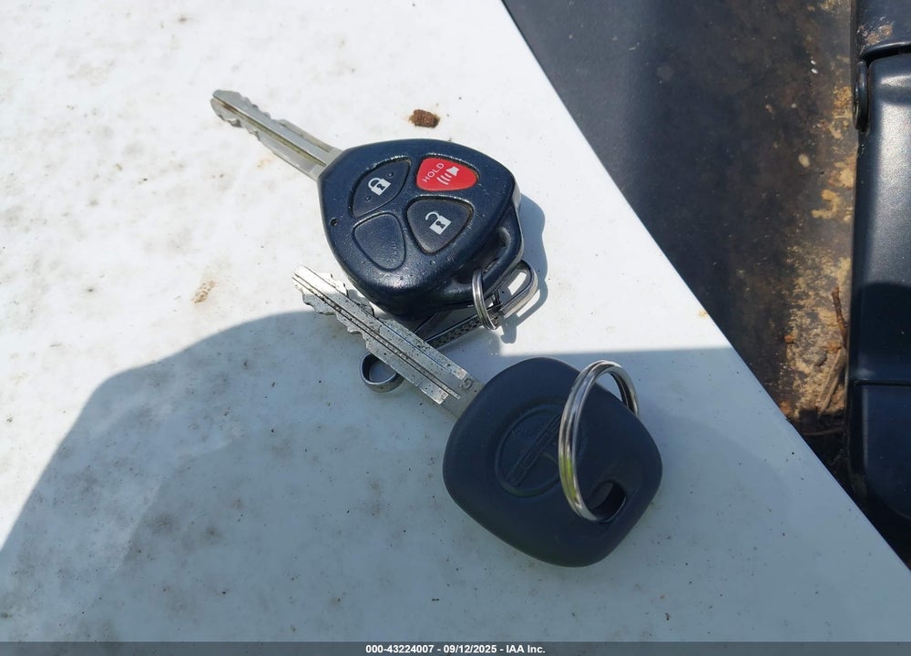 2011 SCION TC VIN: JTKJF5C78B3002954