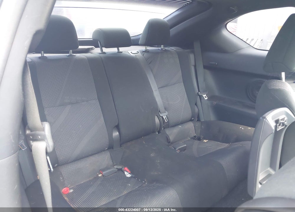 2011 SCION TC VIN: JTKJF5C78B3002954