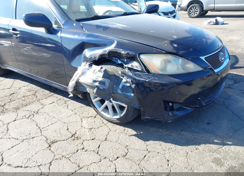 2007 LEXUS IS 250 VIN: JTHBK262175031096