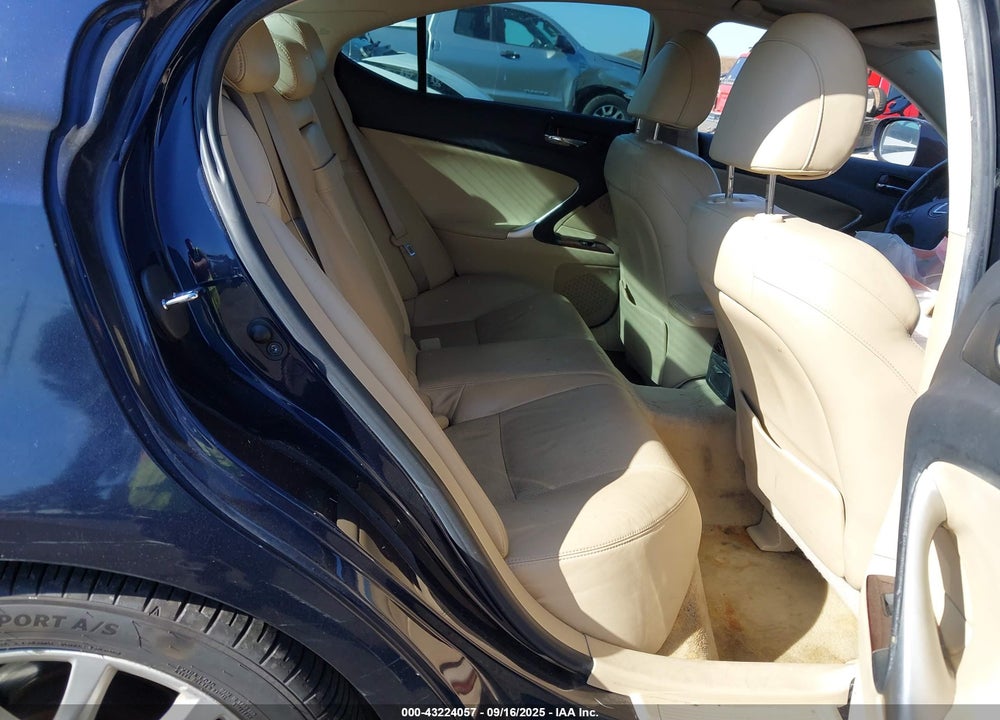 2007 LEXUS IS 250 VIN: JTHBK262175031096