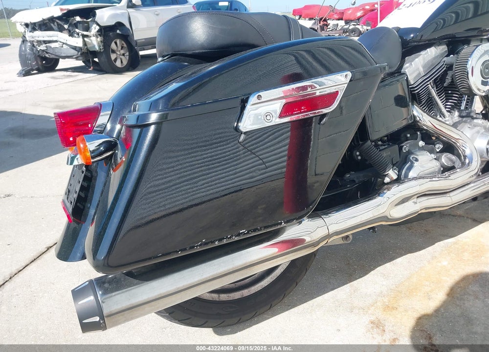 2016 HARLEY-DAVIDSON FLD SWITCHBACK VIN: 1HD1GZM16GC325332