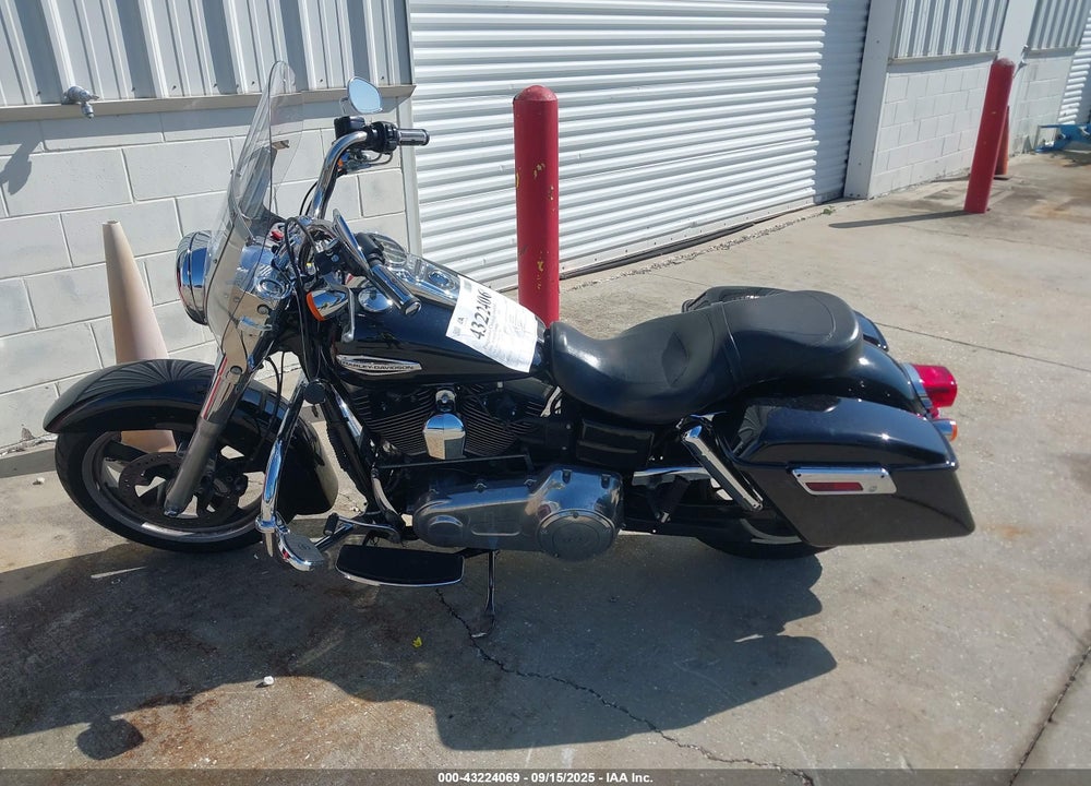2016 HARLEY-DAVIDSON FLD SWITCHBACK VIN: 1HD1GZM16GC325332