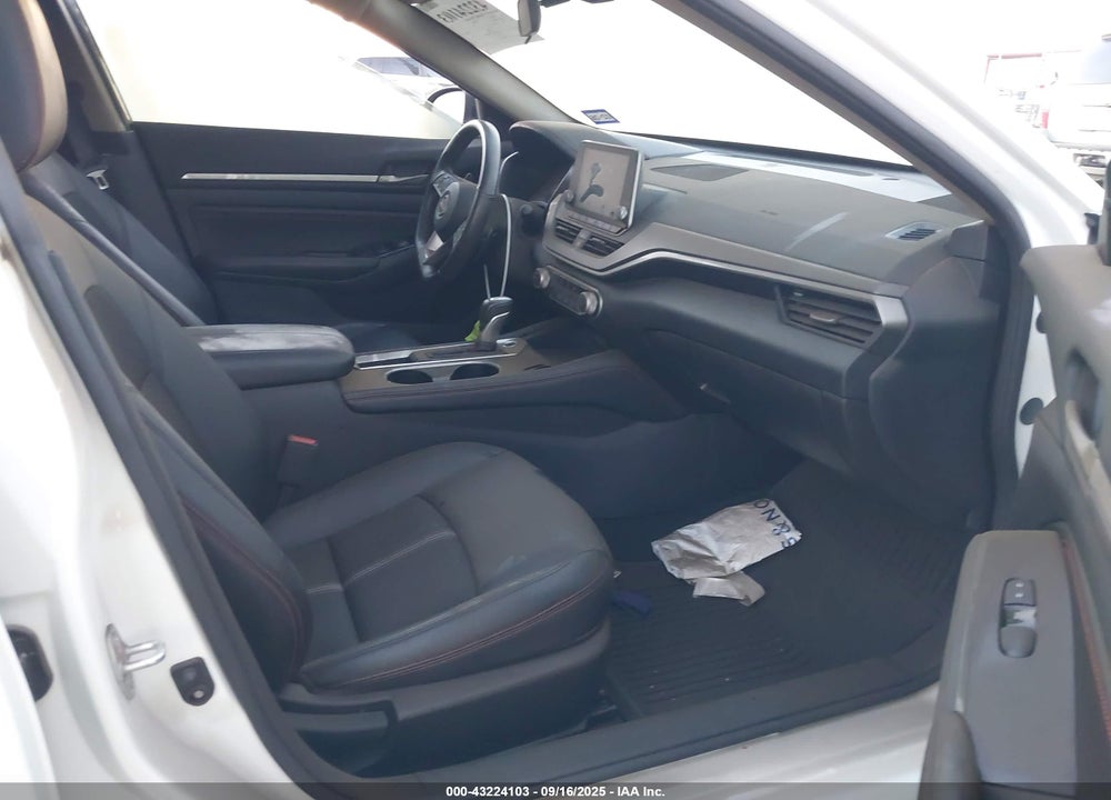 2023 NISSAN ALTIMA SR FWD VIN: 1N4BL4CV4PN349549