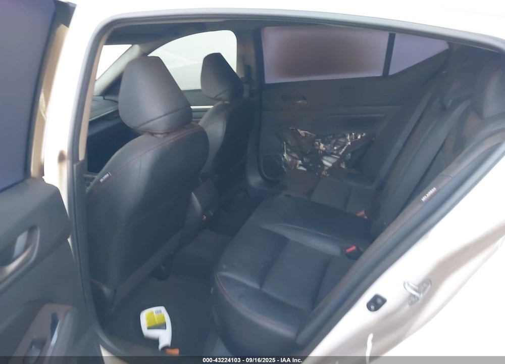 2023 NISSAN ALTIMA SR FWD VIN: 1N4BL4CV4PN349549