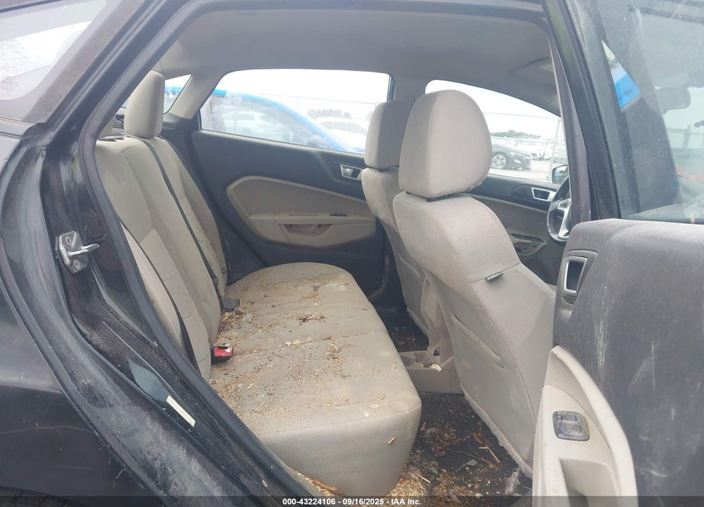 2015 FORD FIESTA VIN: 3FADP4BJ1FM140791