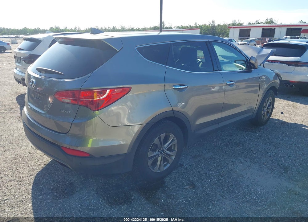2015 HYUNDAI SANTA FE SPORT 2.4L VIN: 5XYZT3LB1FG305071