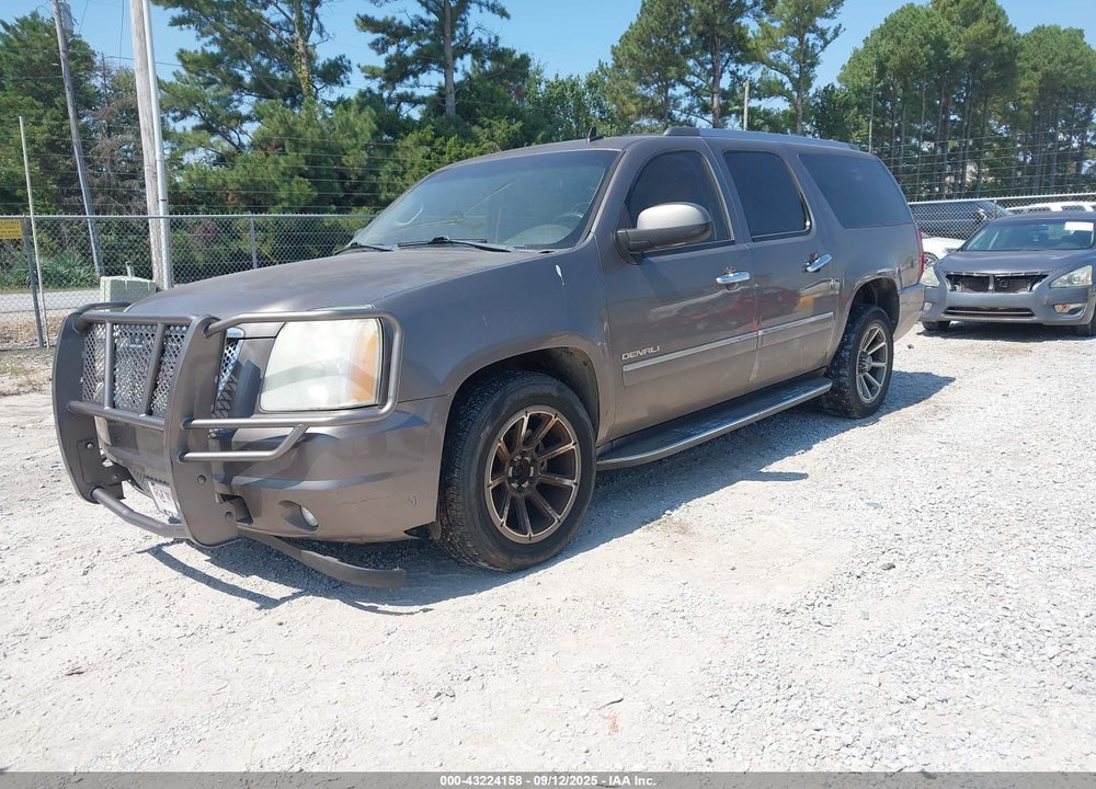 2011 GMC YUKON XL VIN: 1GKS2MEF1BR282336