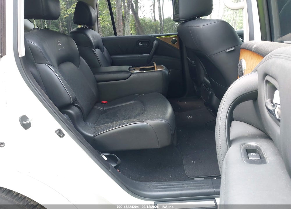 2012 INFINITI QX56 VIN: JN8AZ2NE1C9016156