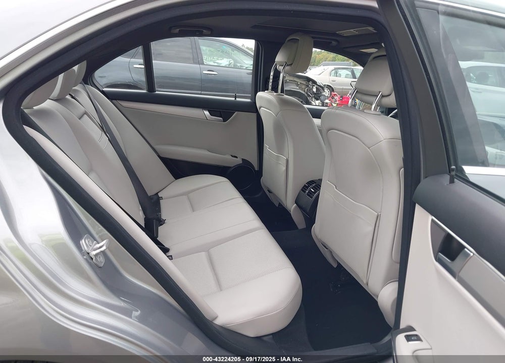 2012 MERCEDES-BENZ C CLASS VIN: WDDGF8BBXCR229544
