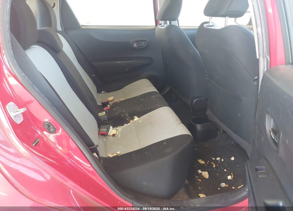 2014 TOYOTA YARIS VIN: JTDKTUD39ED581400
