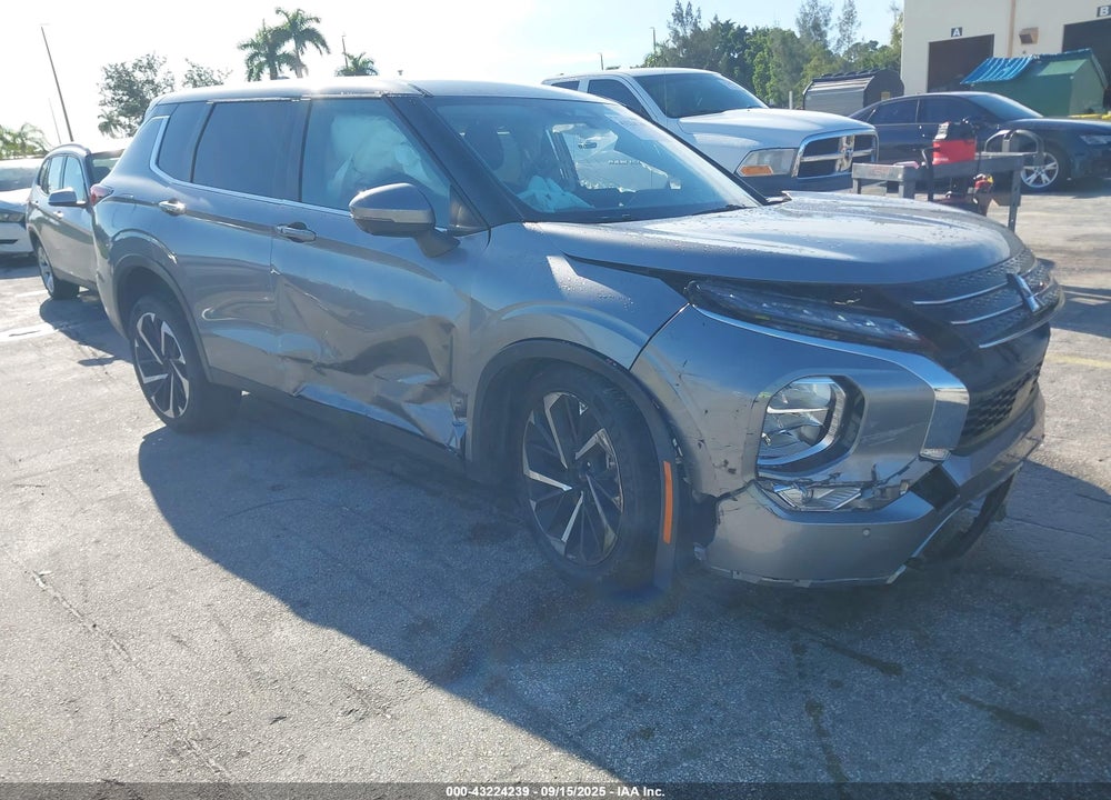 2024 MITSUBISHI OUTLANDER SE 2.5 2WD/SE BLACK EDITION S-AWC/SE BLACK EDITION W/PANO ROOF S-AWC VIN: JA4J3VA86RZ028157