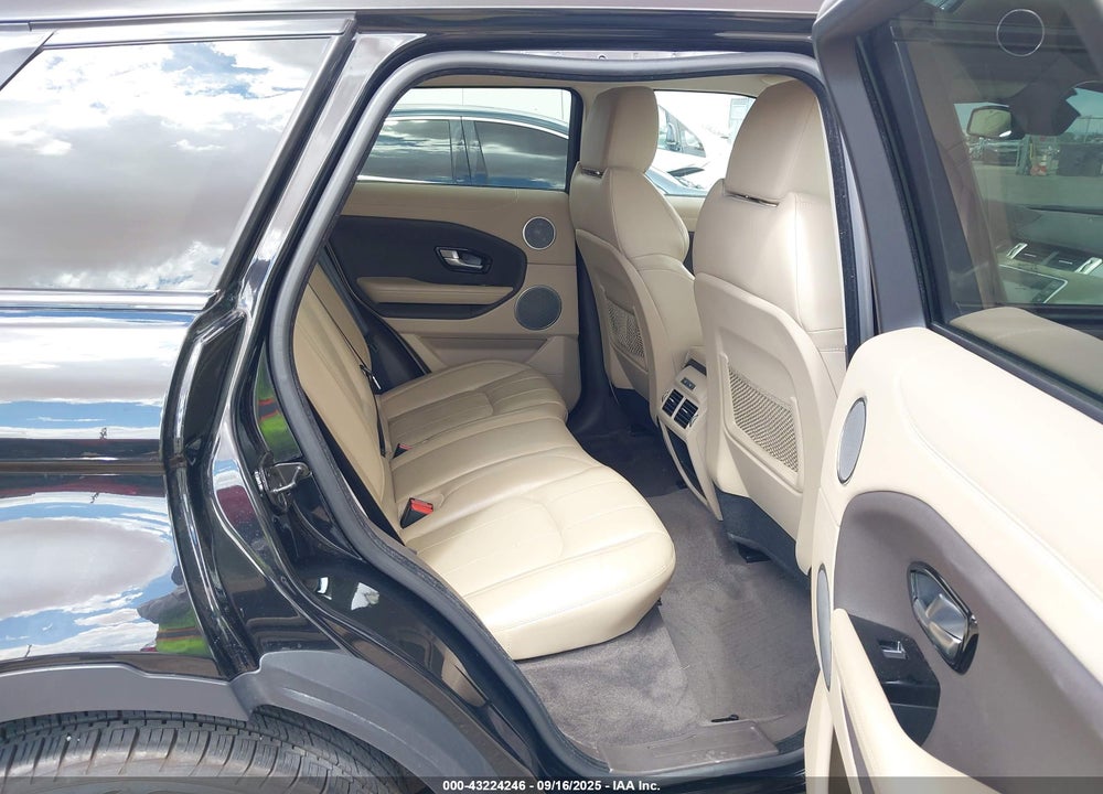2016 LAND ROVER RANGE ROVER EVOQUE VIN: SALVP2BGXGH081519