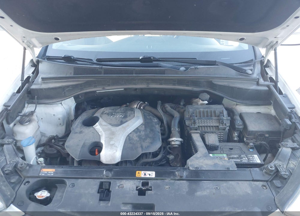 2013 HYUNDAI SANTA FE VIN: 5XYZUDLA8DG099819