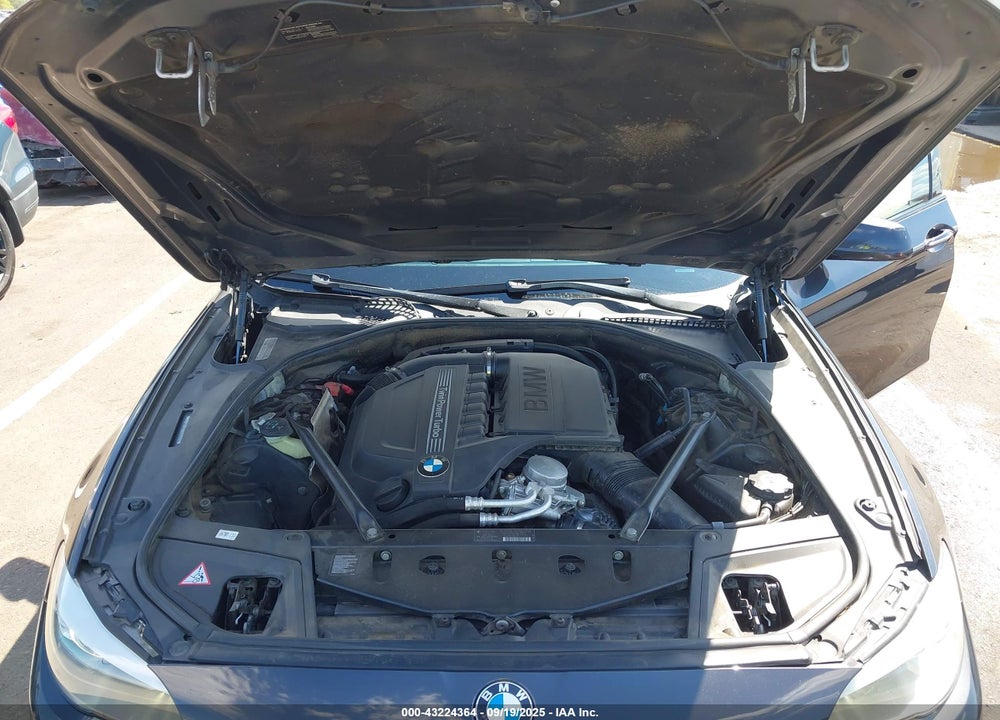 2012 BMW 5 SERIES VIN: WBAFR7C56CC815531
