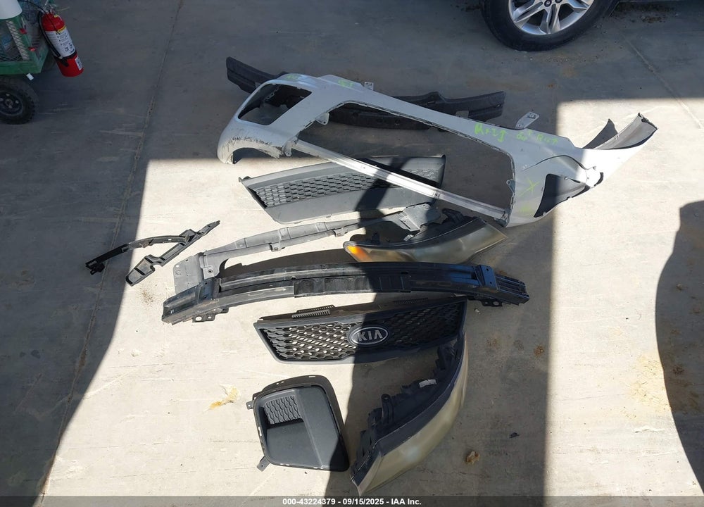 2012 KIA FORTE VIN: KNAFU6A23C5625241
