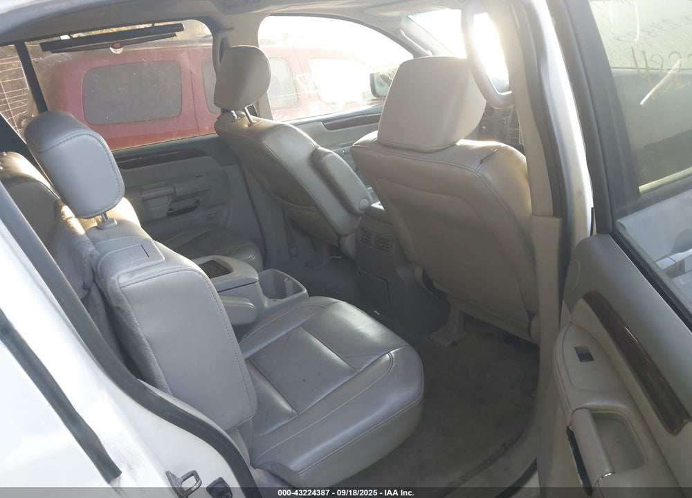 2010 NISSAN ARMADA PLATINUM VIN: 5N1AA0NEXAN616360