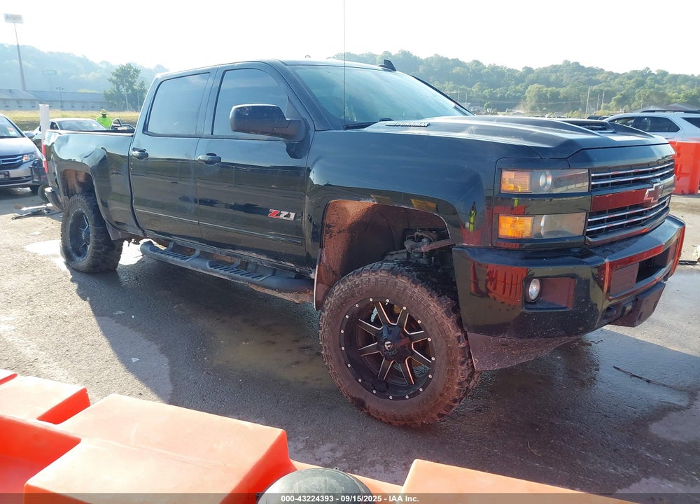 2017 CHEVROLET SILVERADO 2500HD LTZ VIN: 1GC1KWEY1HF162664