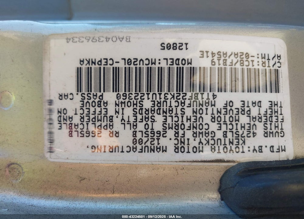 2001 TOYOTA CAMRY LE V6 VIN: 4T1BF22K31U122360
