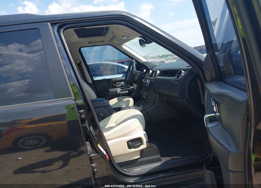 2015 LAND ROVER LR4 VIN: SALAK2V61FA738960