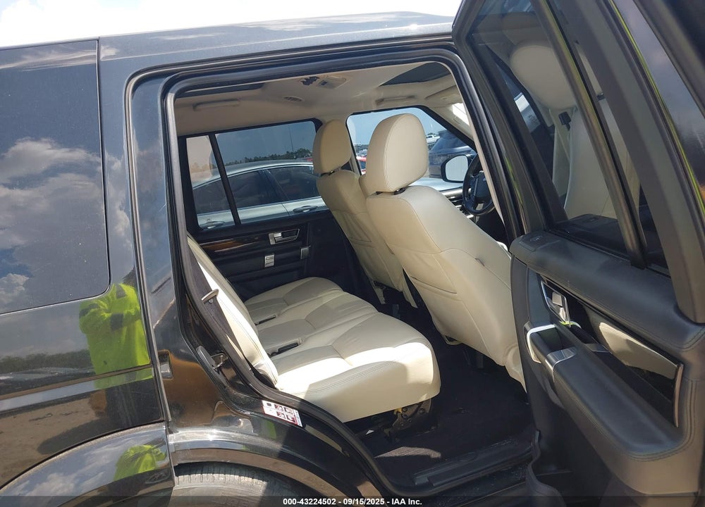 2015 LAND ROVER LR4 VIN: SALAK2V61FA738960