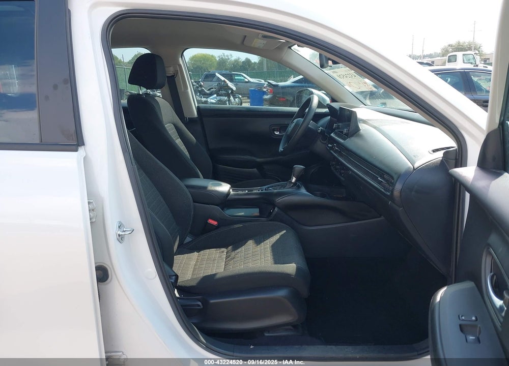2023 HONDA HR-V 2WD LX VIN: 3CZRZ1H36PM714654