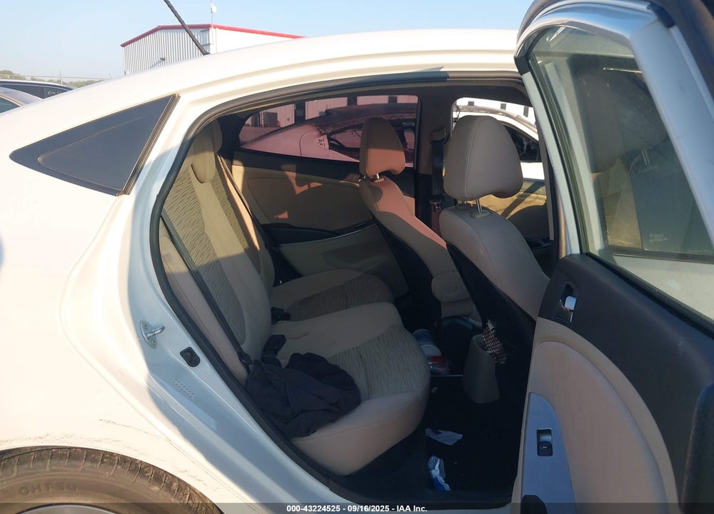 2017 HYUNDAI ACCENT SE VIN: KMHCT4AE4HU365884