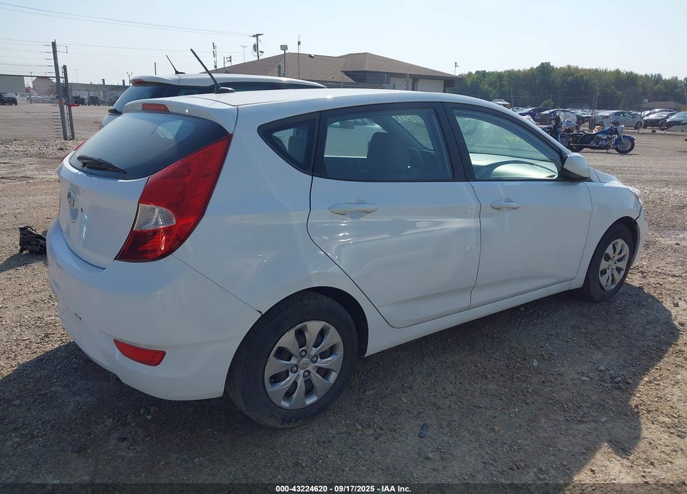 2017 HYUNDAI ACCENT VIN: KMHCT5AE5HU306199