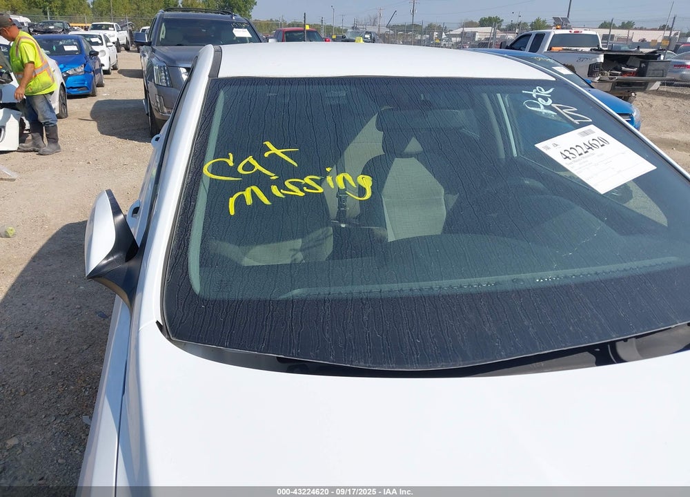 2017 HYUNDAI ACCENT VIN: KMHCT5AE5HU306199
