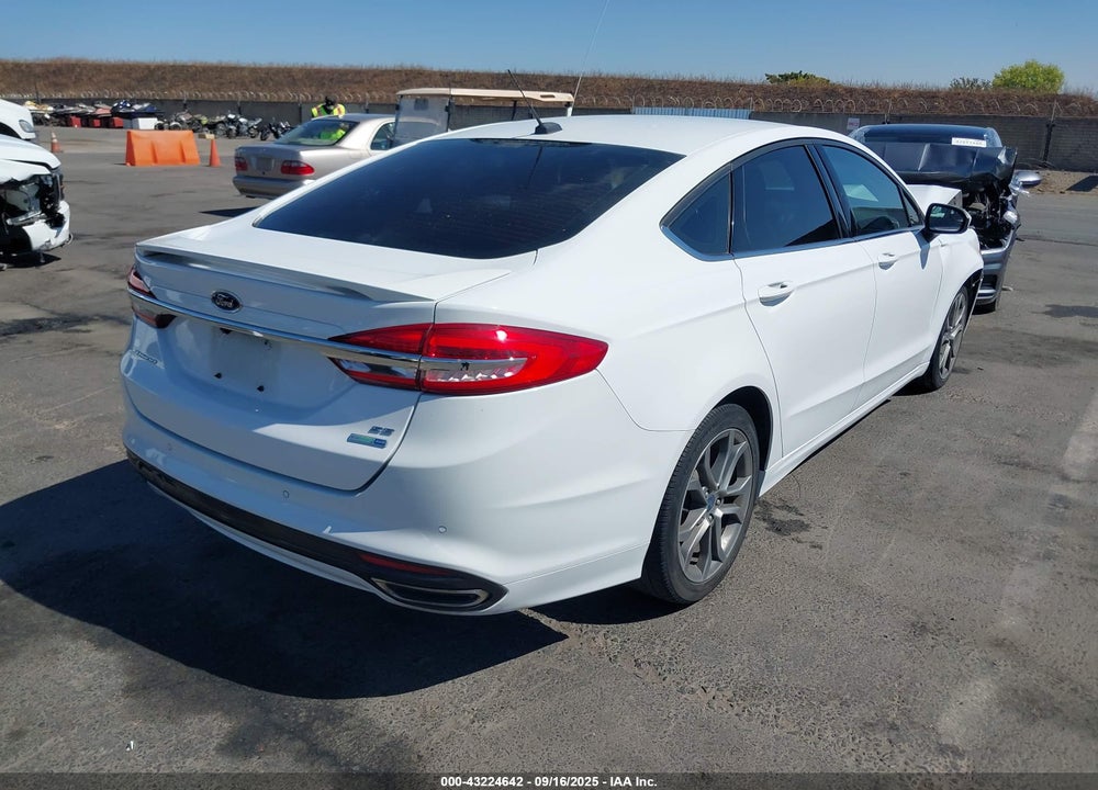2017 FORD FUSION VIN: 3FA6P0T94HR326207