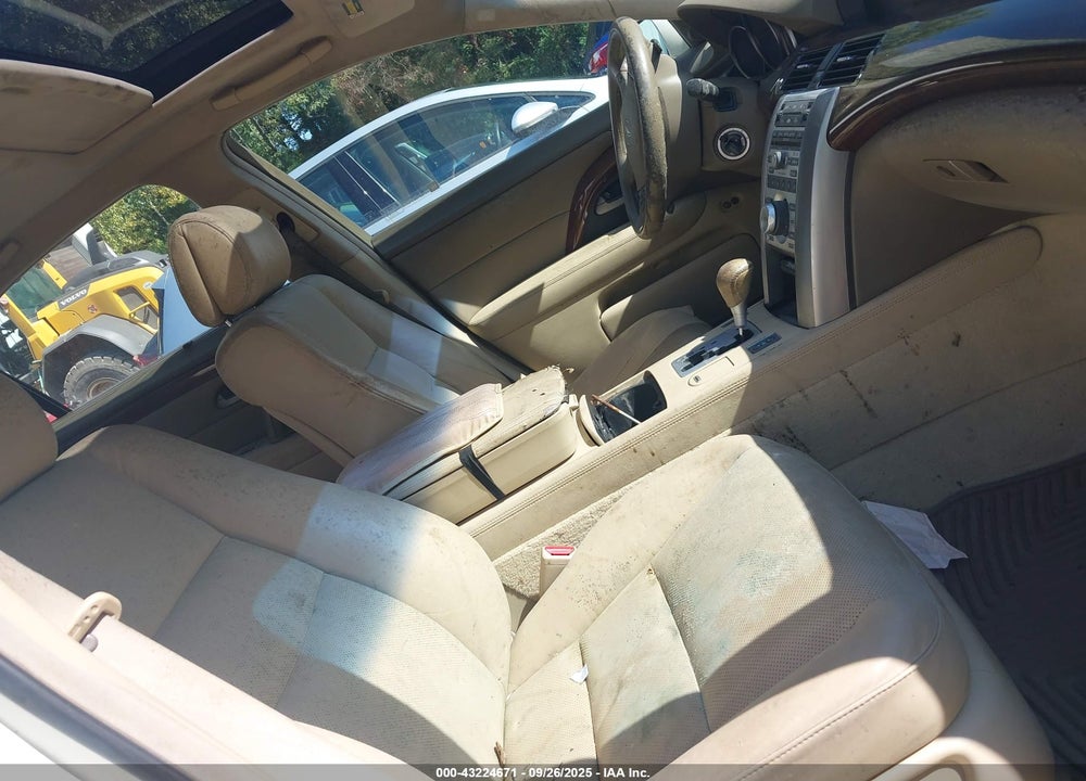 2007 ACURA RL 3.5 VIN: JH4KB16667C003691