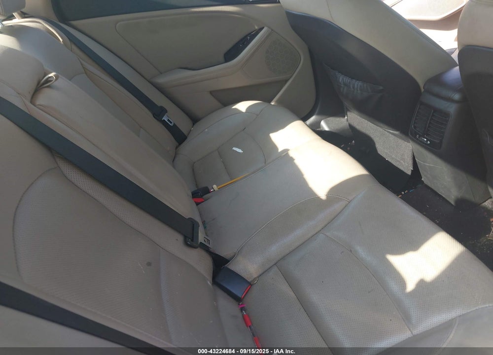 2014 KIA OPTIMA VIN: 5XXGN4A75EG332802